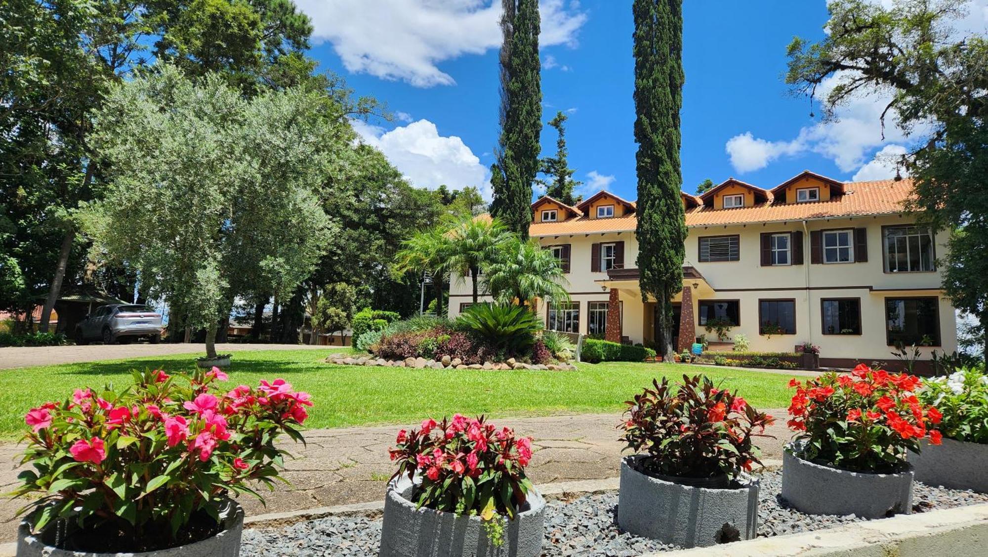 Filadelfia Hospedagens E Eventos Hotel Sao Bento do Sul Exterior photo